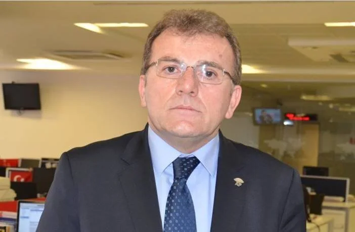 İlk kez, Psikiyatrist David Owen ve Jonathan Davidson tarafından dile