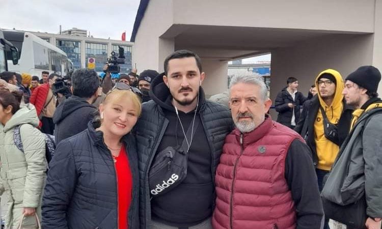 Ukrayna’dan Gelen Oğluna Kavuştu!