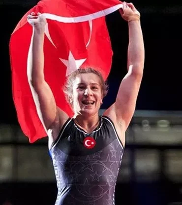 Yasemin Adar Yiğit