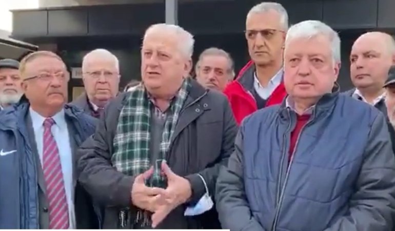 Rifat SERDAROĞLU, Cezaevi Öncesinde, İzmir Adliyesi’nde Açıklama Yaptı!