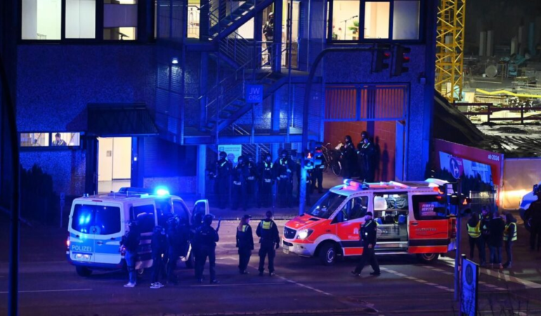 Almanya’da Yehova Şahitleri Kilisesi’ne Saldırı Sonrası 7 Kişi Öldü!