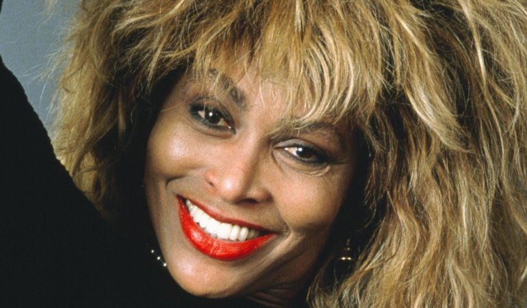 Rock Müziği Kraliçesi TİNA TURNER Hayata Veda Etti