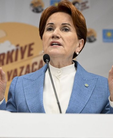 aksener-dKm0_cover