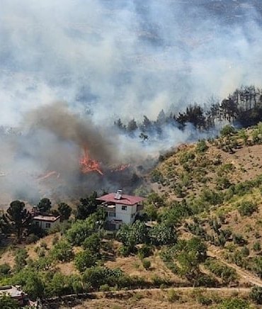 aa-20230723-31747145-31747142-kahramanmarasta_cikan_orman_yanginlarina_mudahale_ediliyor