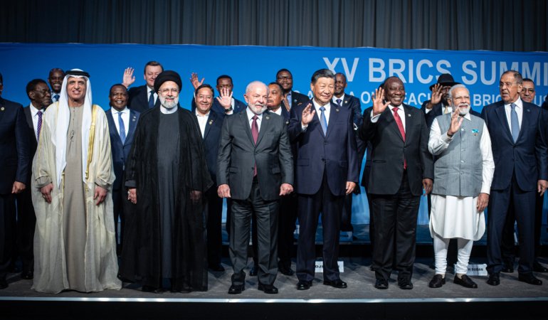 Dengeler değişiyor! 6 Ülke BRICS’e Katılıyor…