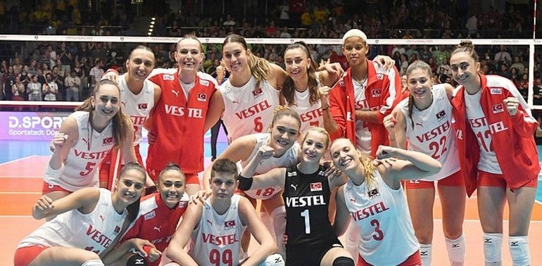 Filenin Sultanları son 16 turunu garantiledi! Türkiye Yunanistan maçı 3-0 galibiyetle bitti…