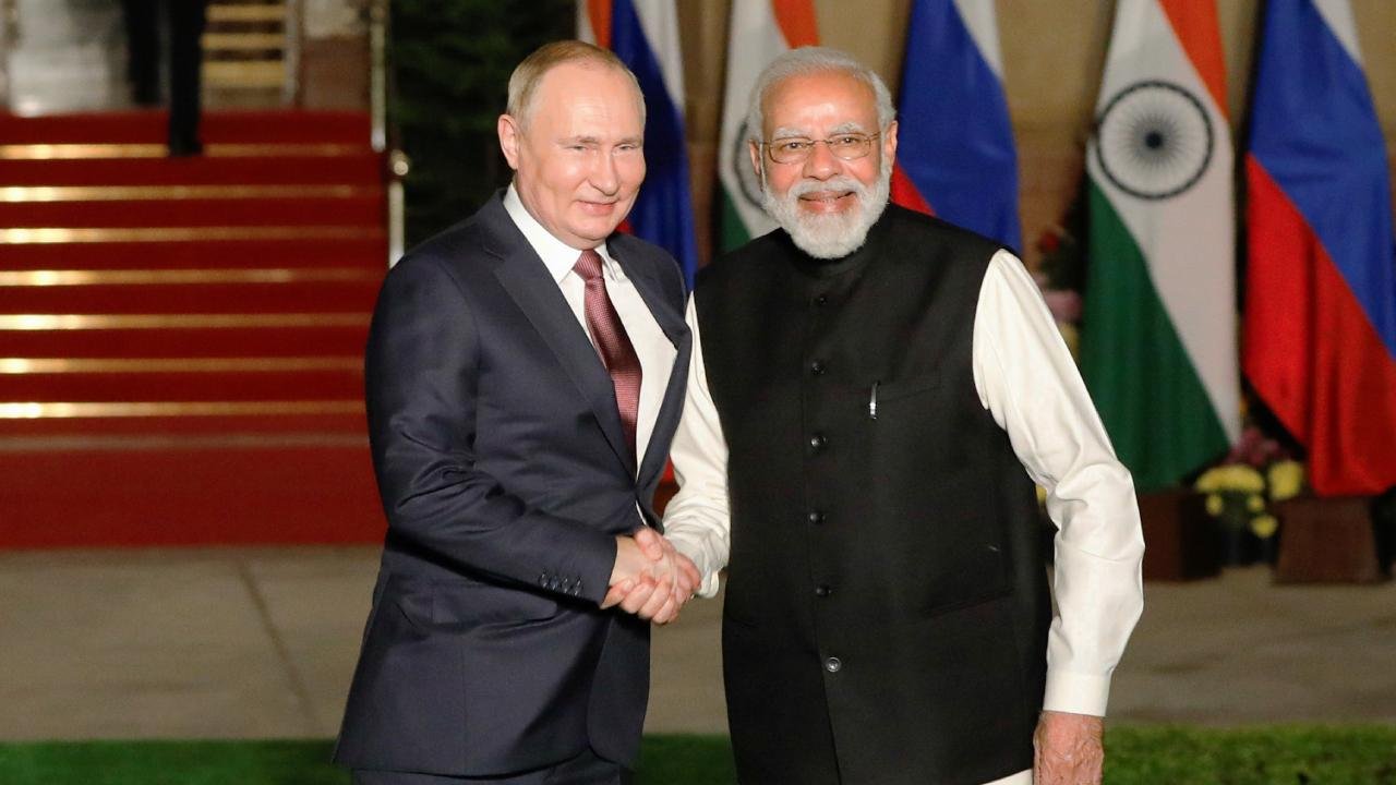 putin-modi-reu-1715403
