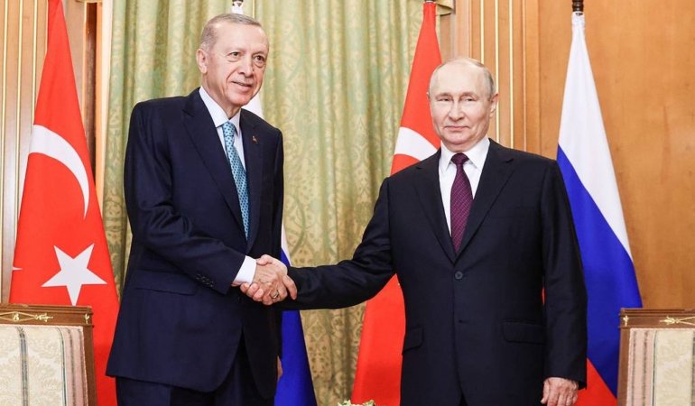 Erdoğan ve Putin, Soçi’de Görüştü