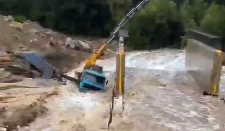 Sağanak yağış Kırklareli’ni de vurdu! 2 kişi öldü, 4 kişi kayıp…