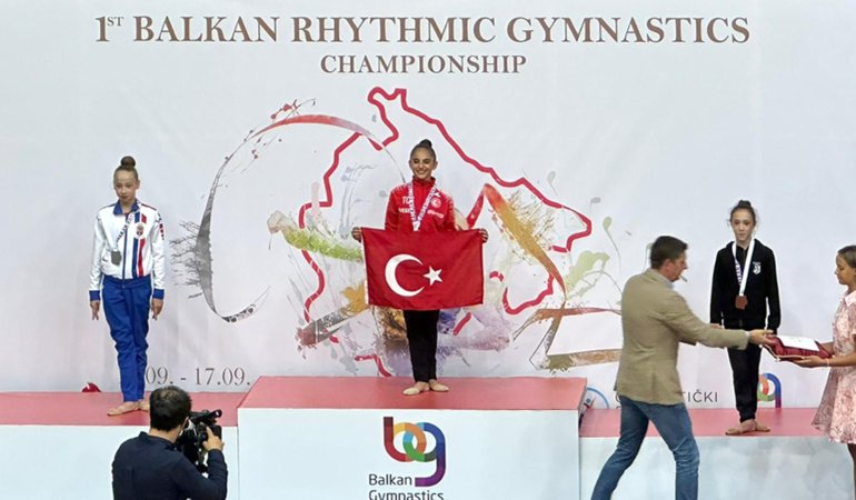 Selen CAMCI, ritmik jimnastikte Balkan Şampiyonu oldu!