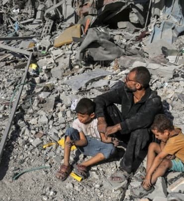 107315944-1697114305062-gettyimages-1719518032-AA_12102023_1373427