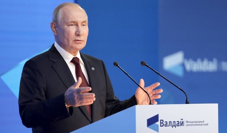 Putin, Rusya’nın jeopolitik baskıya yanıt vermesi gerektiğini söyledi