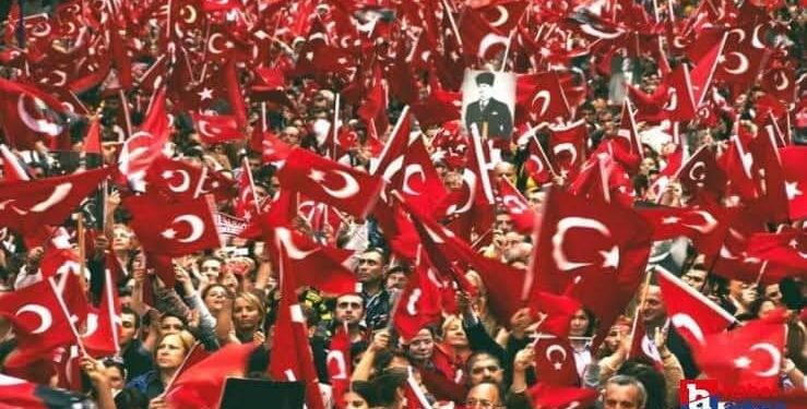 TÜRKİYE CUMHURİYETİ ÜLKE OLALI BÖYLE BİR KUTLAMA GÖRMEDİ.!