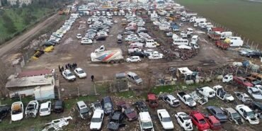 300-bin-arac-yediemin-otoparklarinda-curuyor-553363-5