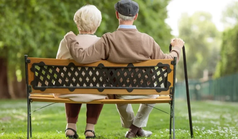 Çalışmayan emeklilere Cumhuriyet İkramiyesi 5000 TL, dul ve yetimlere ise hisseleri oranında verilecek. Bankaların PROMOSYON ödemeleri…