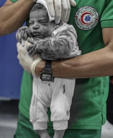 1200x627-han-yunus-hospital-is-filled-with-the-dead-and-wounded-1698138128667