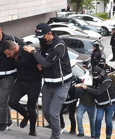 13-ilde-es-zamanli-kafes--988_2-41