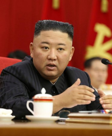 merlin_190024287_47ffec2f-4677-40a1-ba84-1fbade94914c-superJumbo