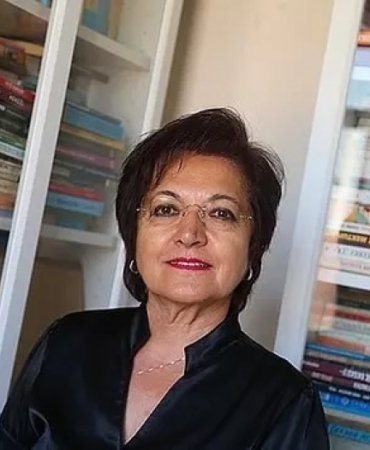 prof_dr_esergul_balci_iyi_parti_den_istifa_etti_h53159_48340