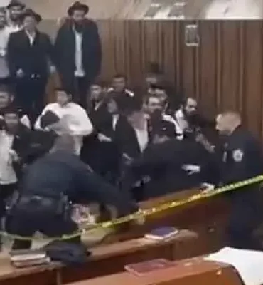 NY-synagogue-tunnels