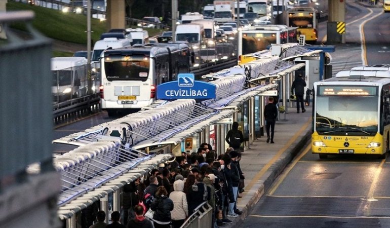 İstanbul’da toplu ulaşıma zam yapıldı