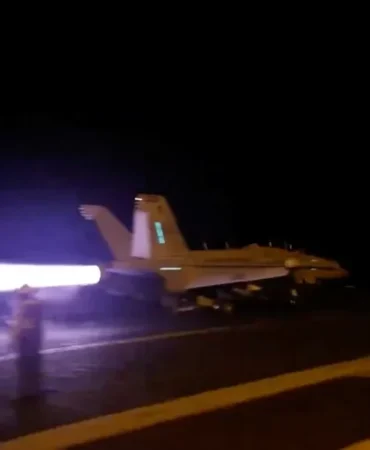 2024-01-12T041200Z_652915473_RC23G5A5HV93_RTRMADP_3_ISRAEL-PALESTINIANS-YEMEN-STRIKE-1706913384