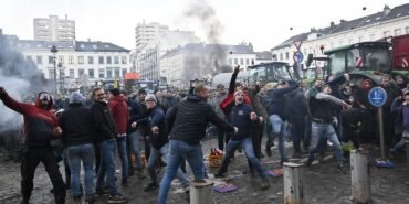240201101652-01-brussels-farmer-protest-020124