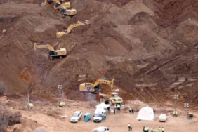 ilicte-emekcilere-siyanurlu-toprak-baskisi-ya-tasiyin-ya-da-istifa-edin