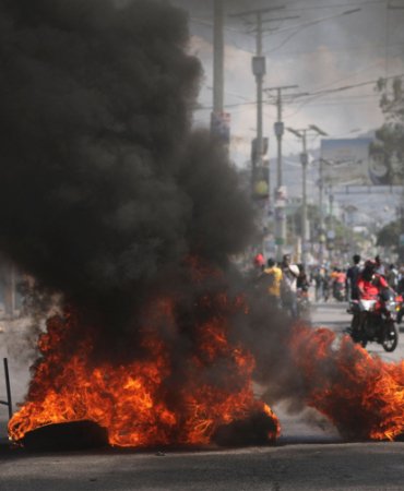 2024-03-02T024330Z_968653624_RC27D6A65FXH_RTRMADP_5_HAITI-VIOLENCE