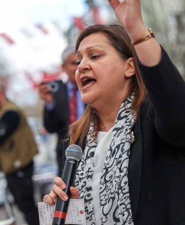 chp-li-burcu-koksal-secildigimde-belediyenin-kapilari-dem-parti-haric-her-siyasi-partiye-acik-olacak