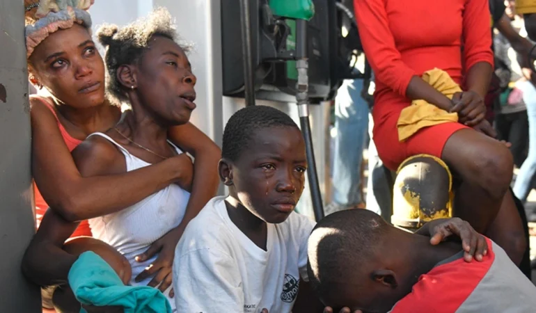 Haiti’de sokağa çıkma yasağı! Silahlı kişiler başkent Port-au-Price’de zenginlerin yaşadığı mahallelere saldırdı, onlarca kişi öldü