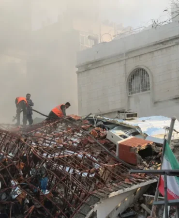 2024-04-01T164821Z_877332620_RC2SX6AQFGCY_RTRMADP_3_ISRAEL-PALESTINIANS-SYRIA-IRAN-1711997122