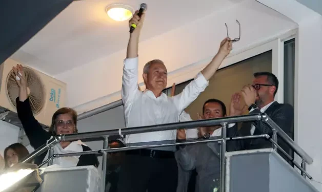 Alanya Belediyesi 74 yıl sonra CHP’ye geçti!