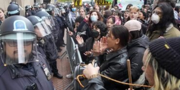 protesters-at-Culombia-university-770x470