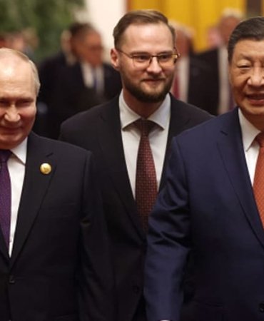 107415720-1715839916841-gettyimages-2152591186-CHN_President_Putins_State_Visit_To_China_-_Day_One