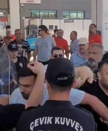 hatay-da-rezerv-alan-protestosuna-polis-mudahalesi