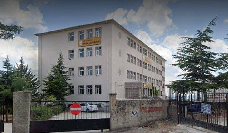 Lise öğrencisi genç kız neden intihar etti? Din Kültürü öğretmeni iddiaların odağında!