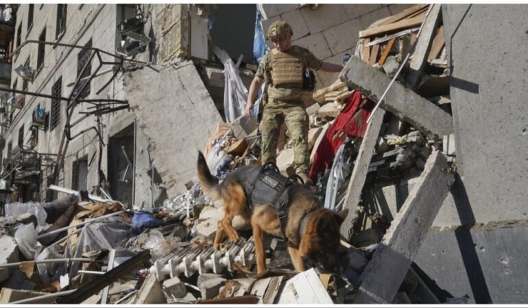 Amerikan silahları Ukrayna’ya akıyor, Rusya cephede baskıyı artırıyor