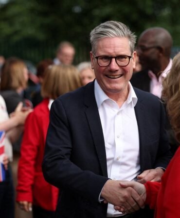 2024-07-02T153632Z_2024540282_RC23N8AY5BBR_RTRMADP_3_BRITAIN-ELECTION-LABOUR