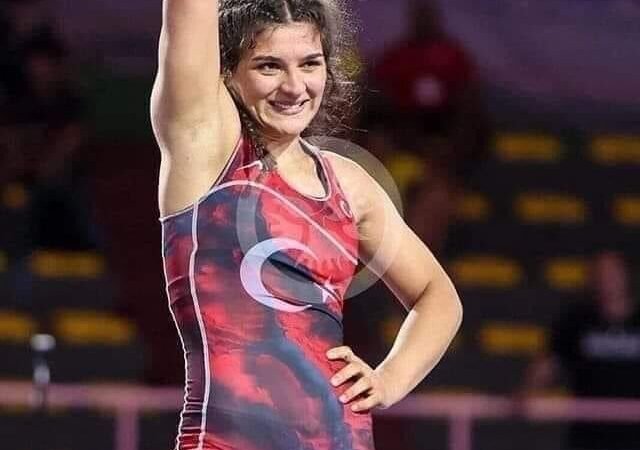 2 Dünya, 3 Avrupa ve 1 Balkan şampiyonluğu olan milli güreşçi NESRİN BAŞ’ın hedefi Olimpiyat madalyası!