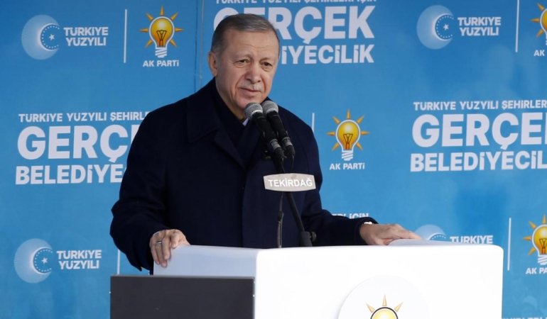 Erdoğan’ın CHP’li belediyelere yönelik “borç tahsilatı açıklaması” Hükümeti harekete geçirdi, CHP halkın cezalandırıldığını söyledi…