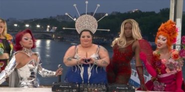 thumbs_b_c_6353a7f7eb44e8cff83591e4651b542a