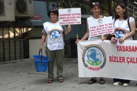 tuik-dilekcesi-kabul-edilmeyen-emekliler-bize-kemer-sikin-diyenler-satafat-icinde-luks-lokantalarda-yiyip-iciyor