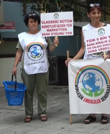 tuik-dilekcesi-kabul-edilmeyen-emekliler-bize-kemer-sikin-diyenler-satafat-icinde-luks-lokantalarda-yiyip-iciyor