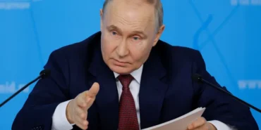 2024-06-14T101624Z_678522913_RC2XA8ACF582_RTRMADP_3_RUSSIA-PUTIN-1718360592