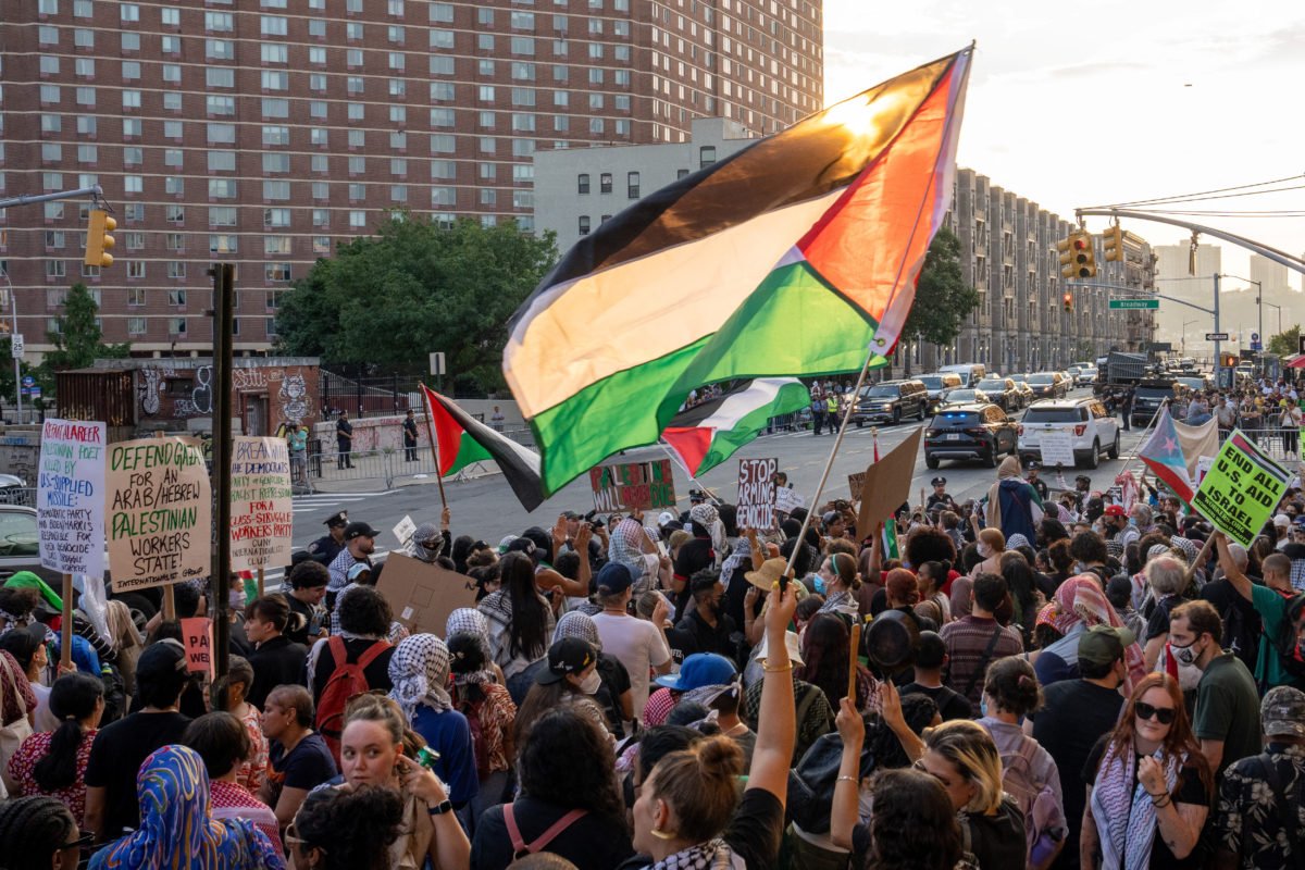 Pro-Palestinian protest at Kamala Harris campaign event
