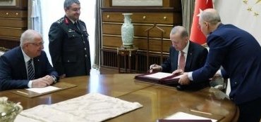 yas-kararlari-aciklandi-atama-terfi-ve-emeklilik-kararlari-1722516650_382x174