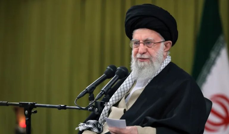 İran’ın dini lideri Hamaney’in güvenli bir yere nakledildiği açıklandı