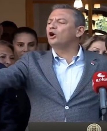 ozgur-ozel-mustafa-kemalin-askerleriyiz-diye-bagiran-vatandasa-kizdi