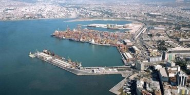 sonunda-yaptilar-izmir-limani-baeli-sirkete-peskes